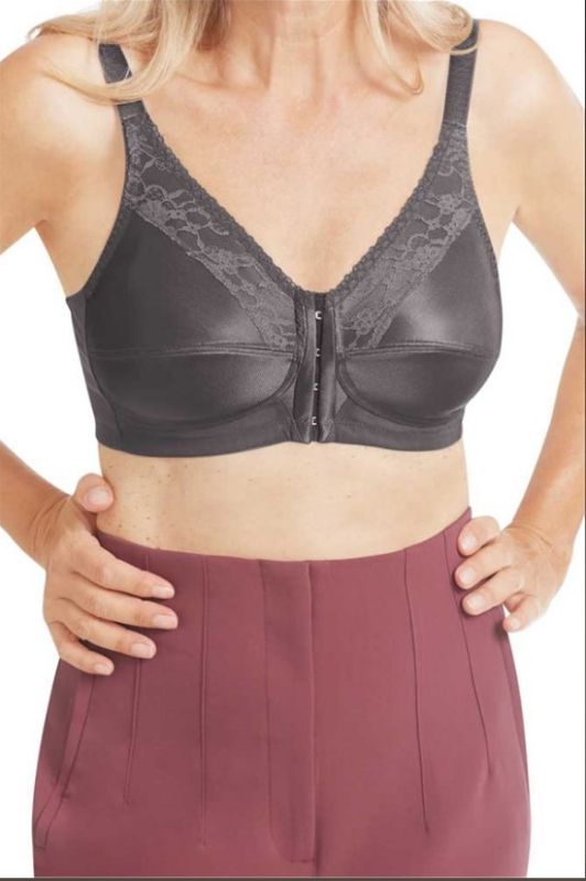 38G, Front Fastening Bra with Pockets
